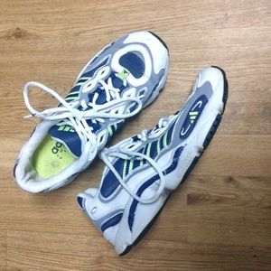 90s Y2K Adidas size 8 sneakers